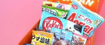 The TokyoTreat Snack Box filled with 15-20+ snacks from Japan. Here's a breakdown of all the Japanese snacks we received!