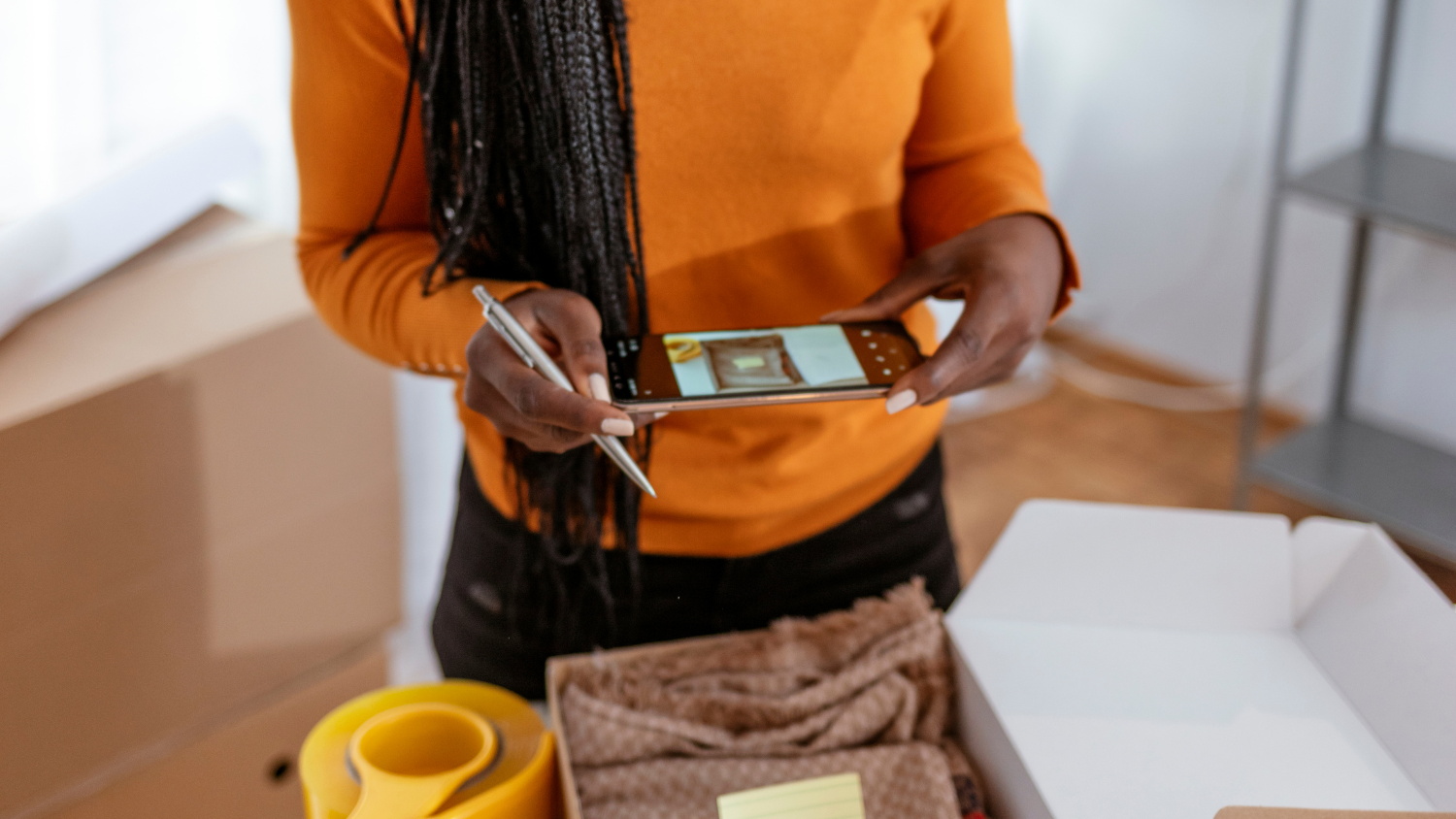 How to Turn a Hobby Into a Profitable Side Gig This Year